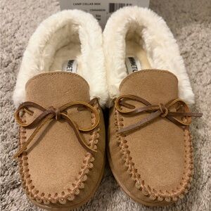 Minnetonka Cinnamon Camp Collar Moccasins